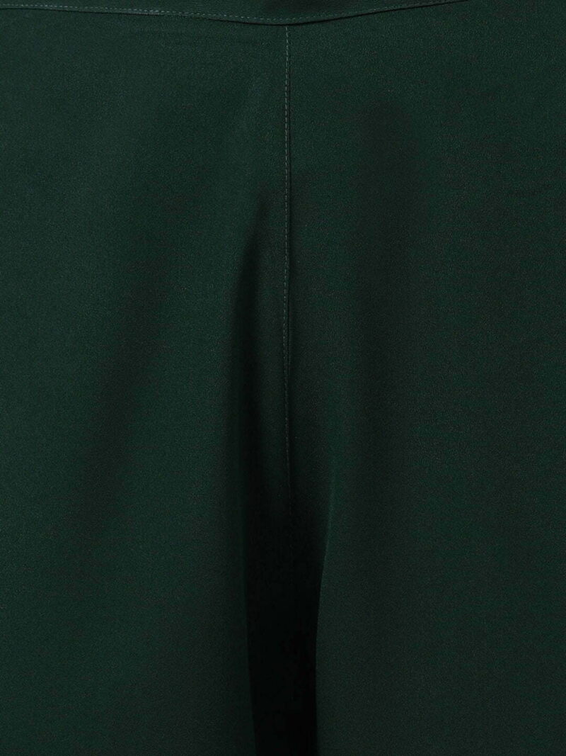 Women Dark Green Kurta Set With Dupatta - Image 5